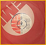7.Lynda Carter: "It Might As Well Stay Monday / I Believe In Music". 7" Single (45 RPM).  1972 EMI Records. Promotional UK release.