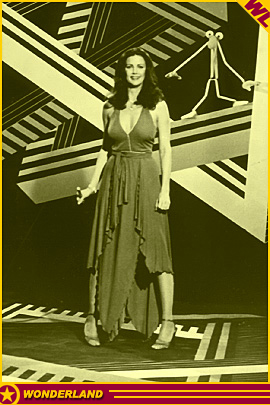 LYNDA CARTER -  1980 by Jim Henson Productions, Inc. / ITV.